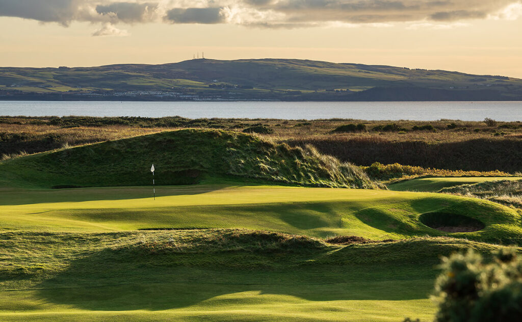 golf scene